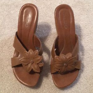 Aldo Shoes - Aldo high heeled wedge open toed sandals w/ flower Aldo Shoes - Aldo high heeled wedge open toed sandals w/ flower